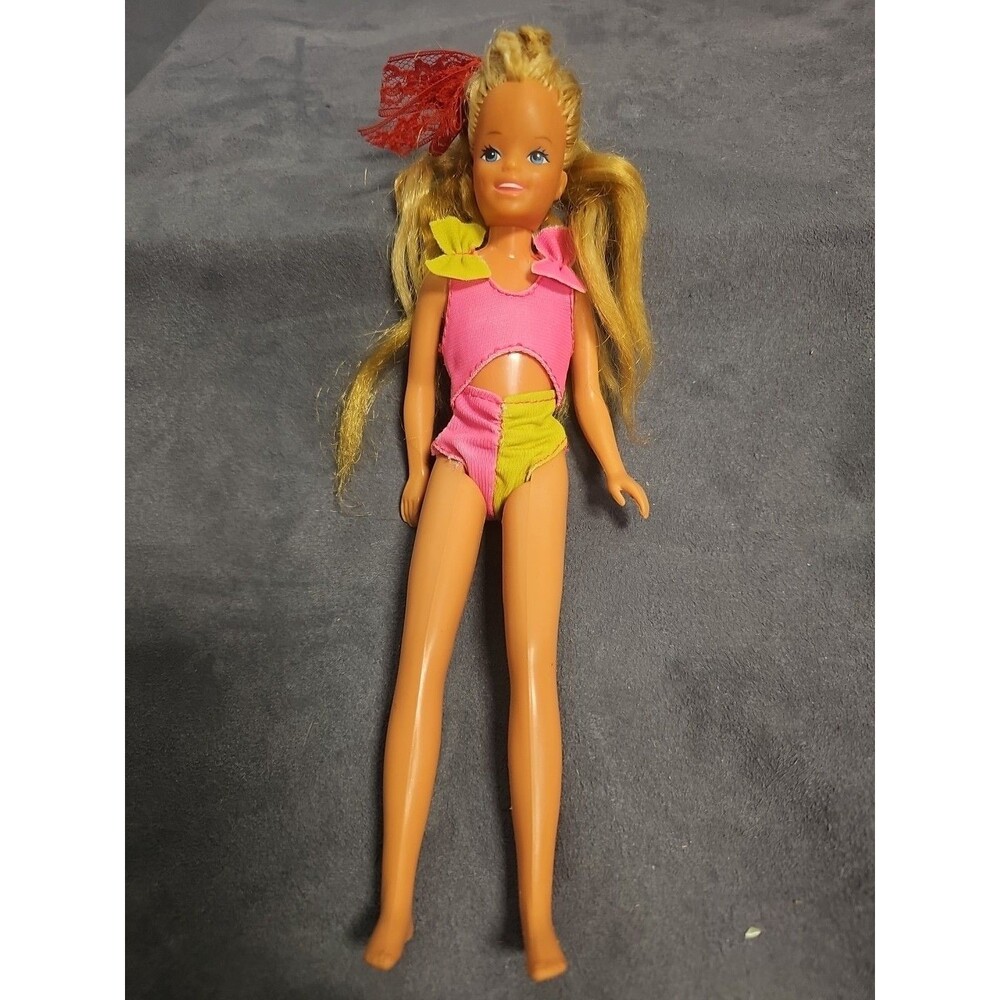 1989 Barbie Wet n Wild Skipper Doll